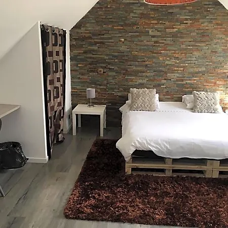 Couette-café D'hotes Lorengrain 4*