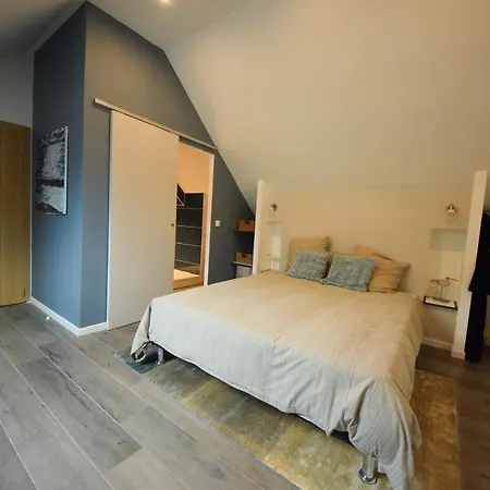 Frühstückspension D'hotes Lorengrain 3*